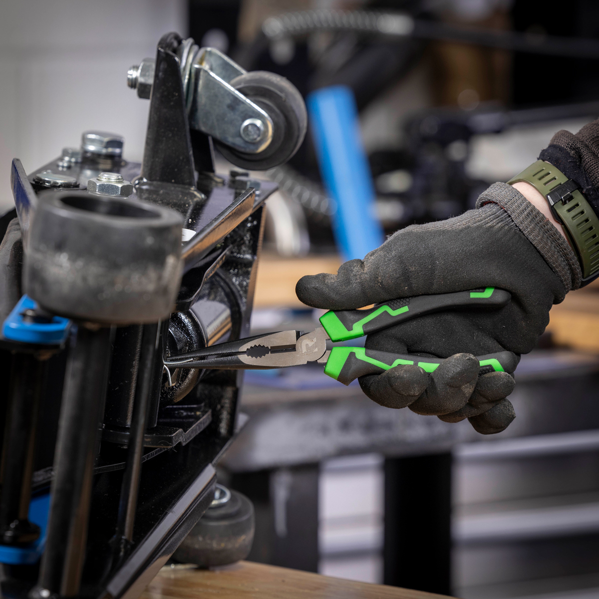 Rikä 200mm High Leverage Long Nose Pliers